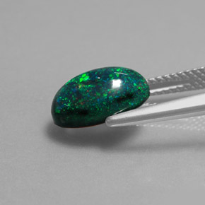 1.95克拉天然蛋白石，椭圆形切割，不透明