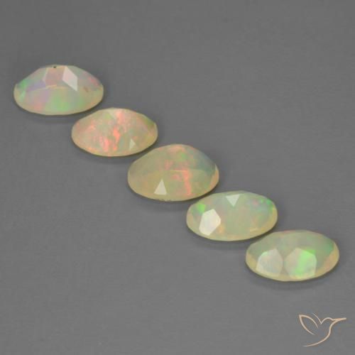 1.99克拉天然蛋白石，椭圆形，透明