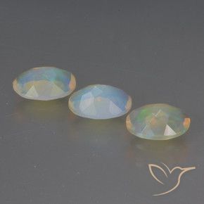 1.30克拉天然蛋白石，椭圆形，透明
