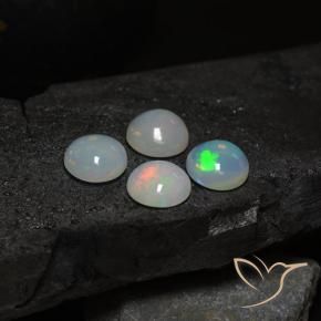 8.47克拉天然蛋白石，圆形的，半透明