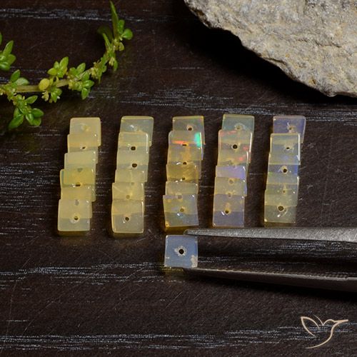 3.56ctw 天然 彩色 蛋白石, 正方形, 半透明