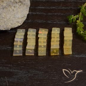 3.46克拉天然蛋白石，正方形，半透明