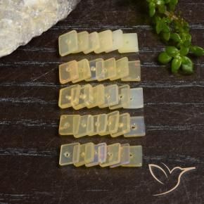 3.90克拉天然蛋白石，正方形，透明
