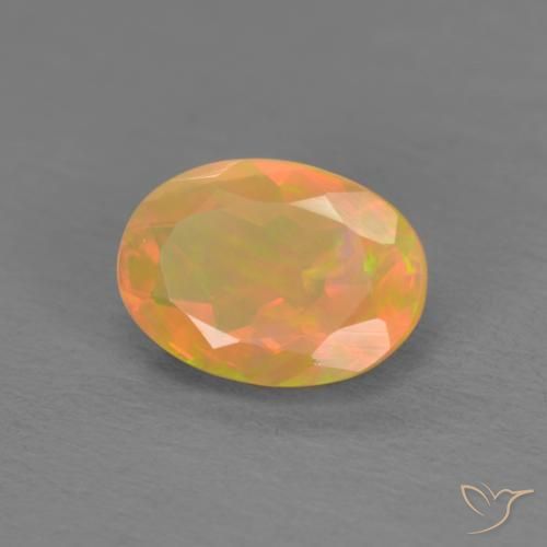 0.74克拉天然蛋白石，椭圆形，半透明