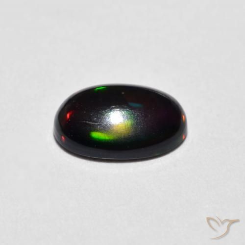 0.48克拉天然蛋白石，椭圆形，不透明