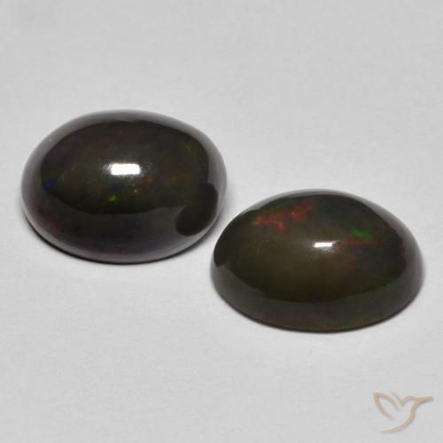 1.54克拉天然蛋白石，椭圆形，不透明