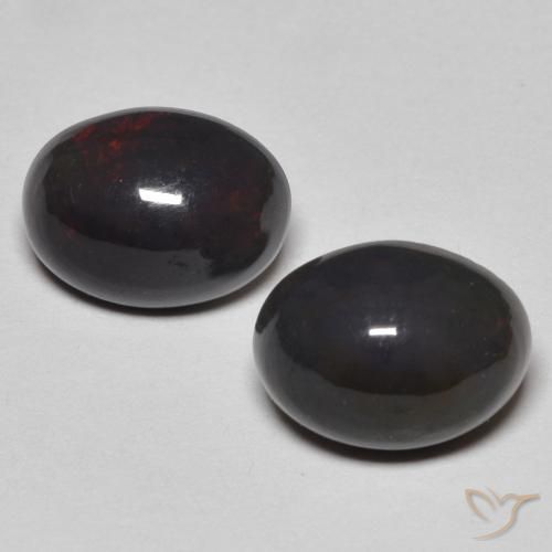 1.76克拉天然蛋白石，椭圆形，不透明