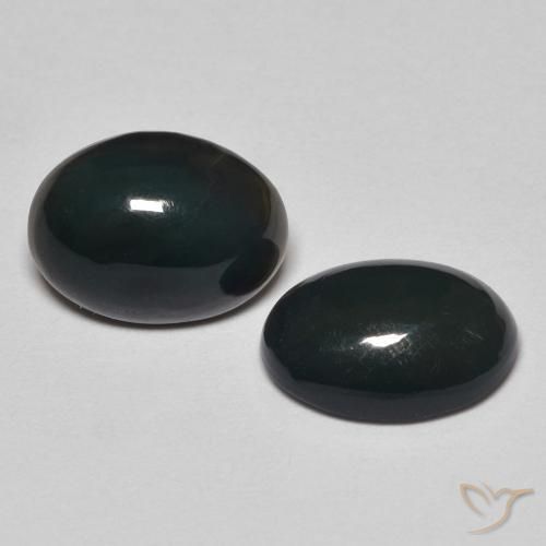 1.28克拉天然蛋白石，椭圆形，不透明