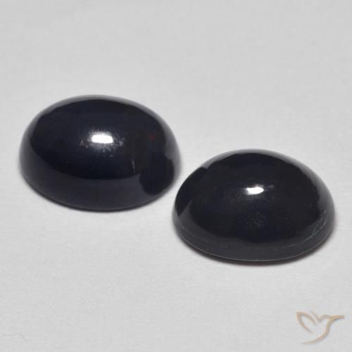 1.85克拉天然蛋白石，椭圆形，不透明