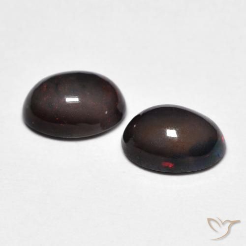 1.12克拉天然蛋白石，椭圆形，不透明
