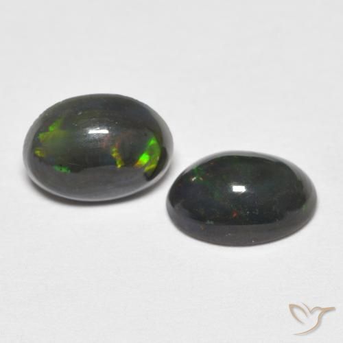 0.85克拉天然蛋白石，椭圆形，不透明
