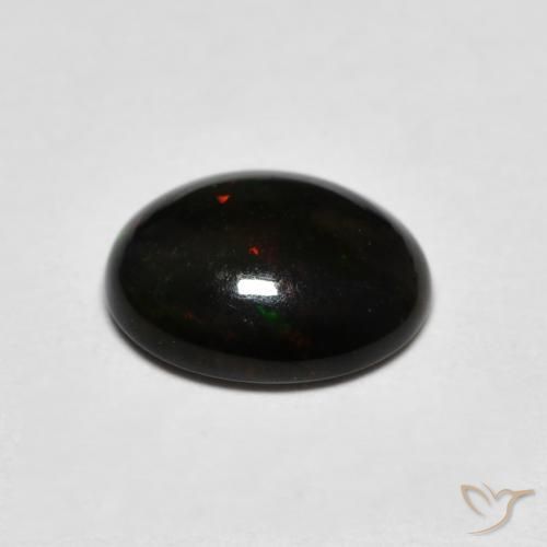 1.06克拉天然蛋白石，椭圆形，不透明