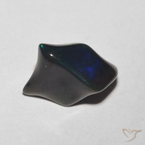 1.64克拉天然蛋白石，花式切割，半透明