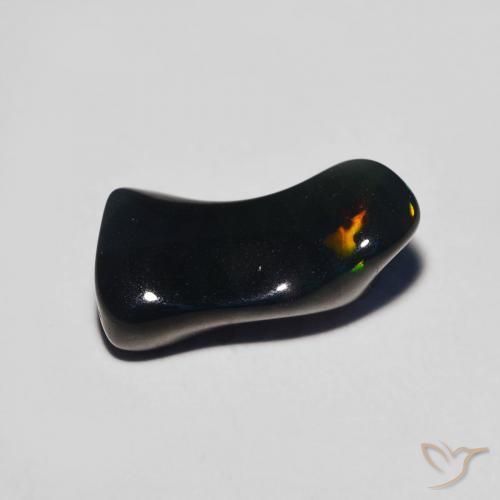 1.96克拉天然蛋白石，花式切割，半透明