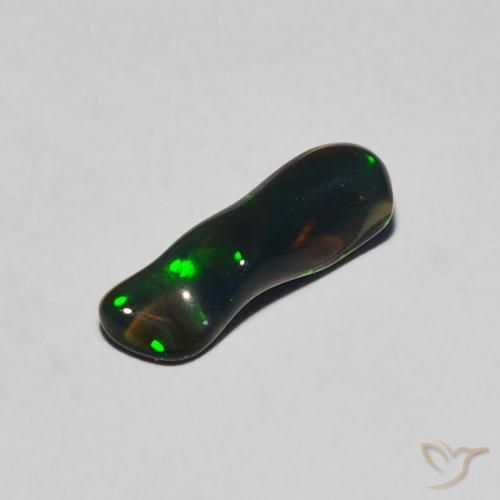 0.70克拉天然蛋白石，花式切割，半透明