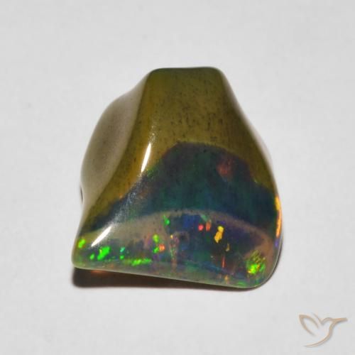 2.25克拉天然蛋白石，花式切割，半透明