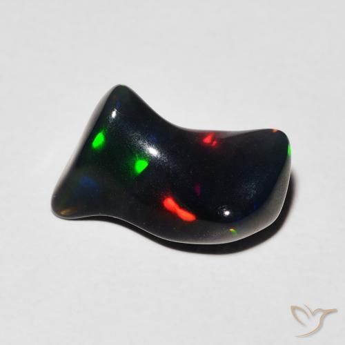 1.84克拉天然蛋白石，花式切割，半透明