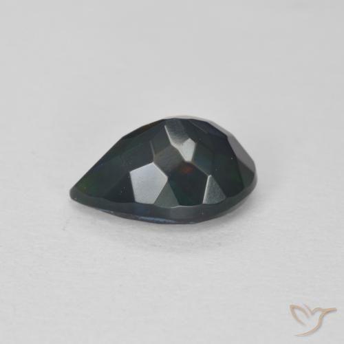 0.95克拉天然蛋白石，梨形，半透明