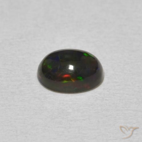 0.59克拉天然蛋白石，椭圆形，不透明