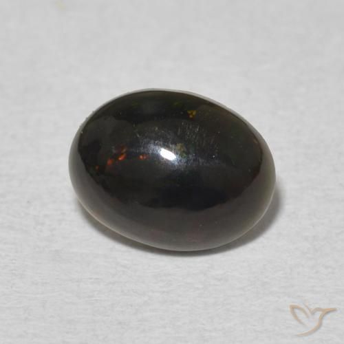 0.93克拉天然蛋白石，椭圆形，不透明