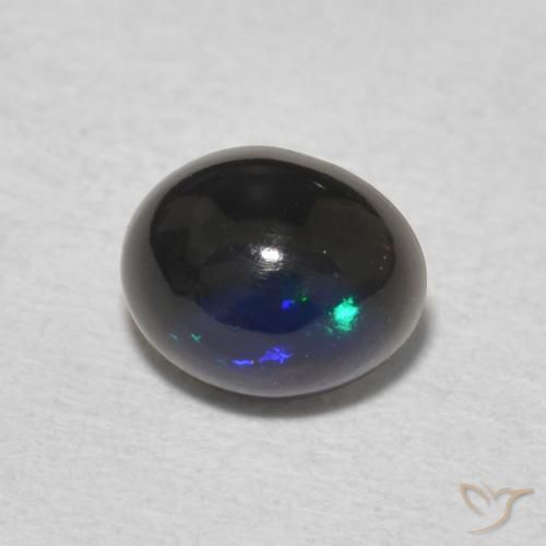 0.73克拉天然蛋白石，椭圆形，不透明