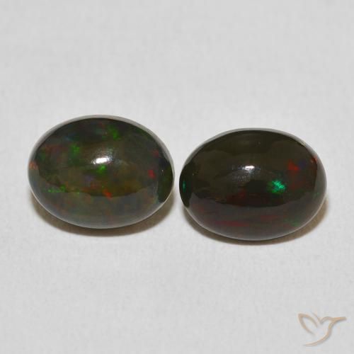 2.62ctw 天然 彩色 蛋白石, 椭圆形, 不透明