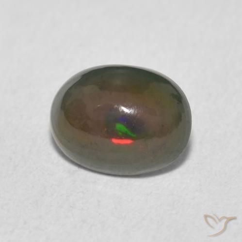 0.92克拉天然蛋白石，椭圆形，不透明