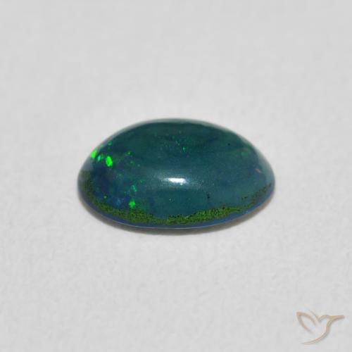 0.27克拉天然蛋白石，椭圆形，不透明