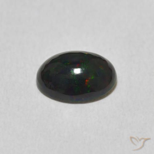 0.95克拉天然蛋白石，椭圆形，不透明