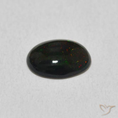 0.58克拉天然蛋白石，椭圆形，不透明
