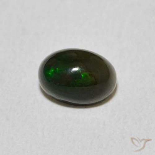 0.77克拉天然蛋白石，椭圆形，不透明