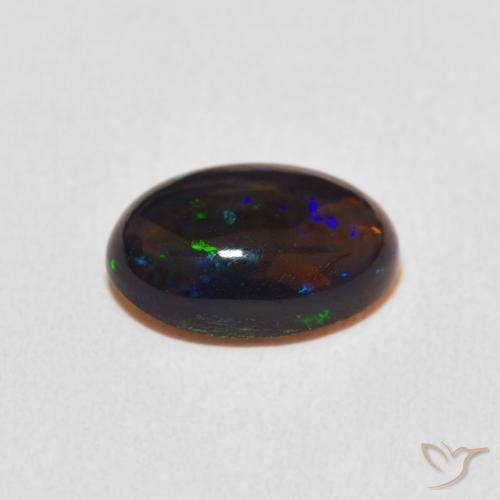 1.82克拉天然蛋白石，椭圆形，不透明