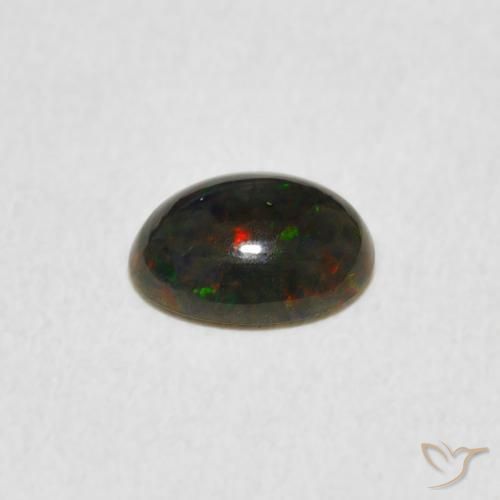 0.67克拉天然蛋白石，椭圆形，不透明