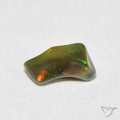 1.28克拉天然蛋白石，花式切割，不透明