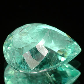 3.31克拉天然绿色帕拉伊巴碧玺，梨形，11×9毫米，SI