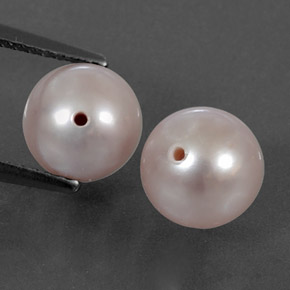 5.61克拉天然珍珠，球形，不透明