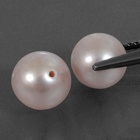 5.61克拉天然珍珠，球形，不透明