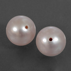 5.61克拉天然珍珠，球形，不透明