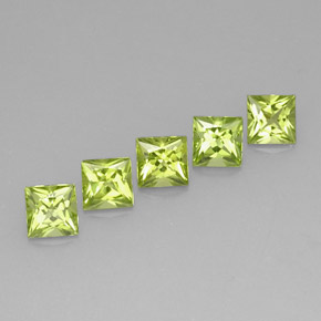 天然绿色橄榄石，方形，5.1×5.1毫米，VVS-VS