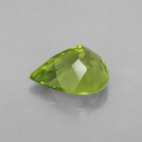 3.16克拉天然绿色橄榄石，梨形，10.5×9毫米，VVS