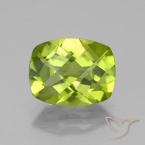 2.60ct 天然 充满活力的绿色 橄榄石, 软垫, VS