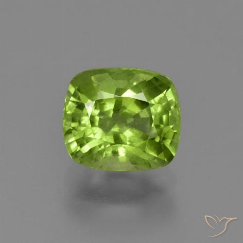 2.52ct 天然 黄绿色 橄榄石, 软垫, VS
