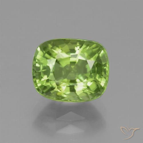 2.45ct 天然 黄绿色 橄榄石, 软垫, VS