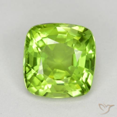 2.22ct 天然 中绿色 橄榄石, 软垫, VS