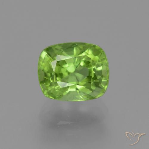 2.50ct 天然 充满活力的绿色 橄榄石, 软垫, VS