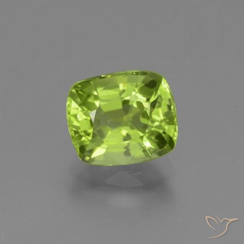 1.90ct 天然 中绿色 橄榄石, 软垫, VVS-VS