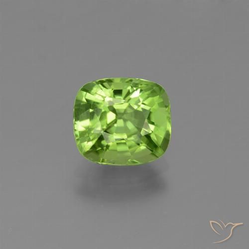 1.92ct 天然 充满活力的绿色 橄榄石, 软垫, VS