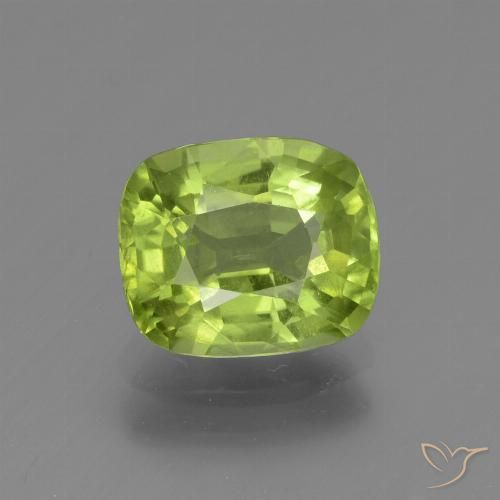1.80ct 天然 浅活泼的绿色 橄榄石, 软垫, VS-SI