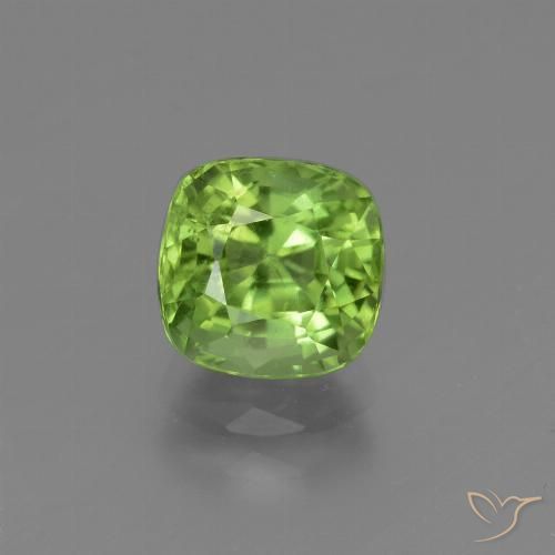 2.00ct 天然 充满活力的绿色 橄榄石, 软垫, VS