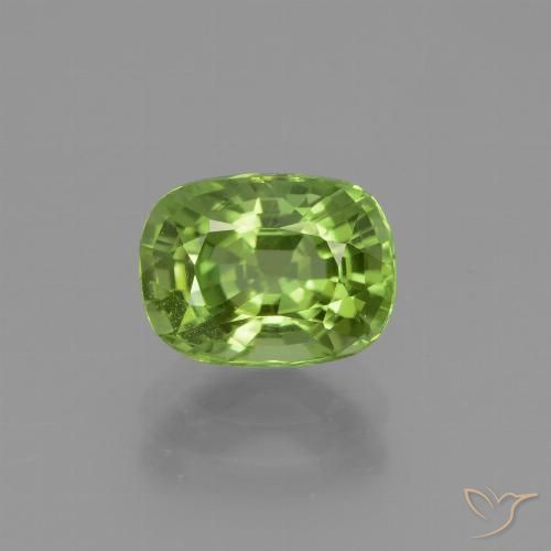 2.32ct 天然 中绿色 橄榄石, 软垫, VS